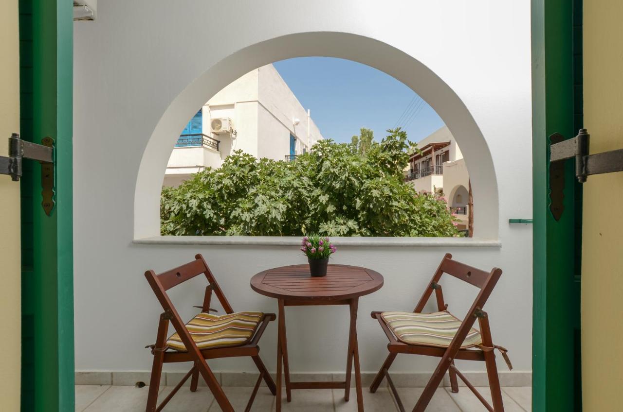 Simos Luxury Apartments Naxos City 外观 照片